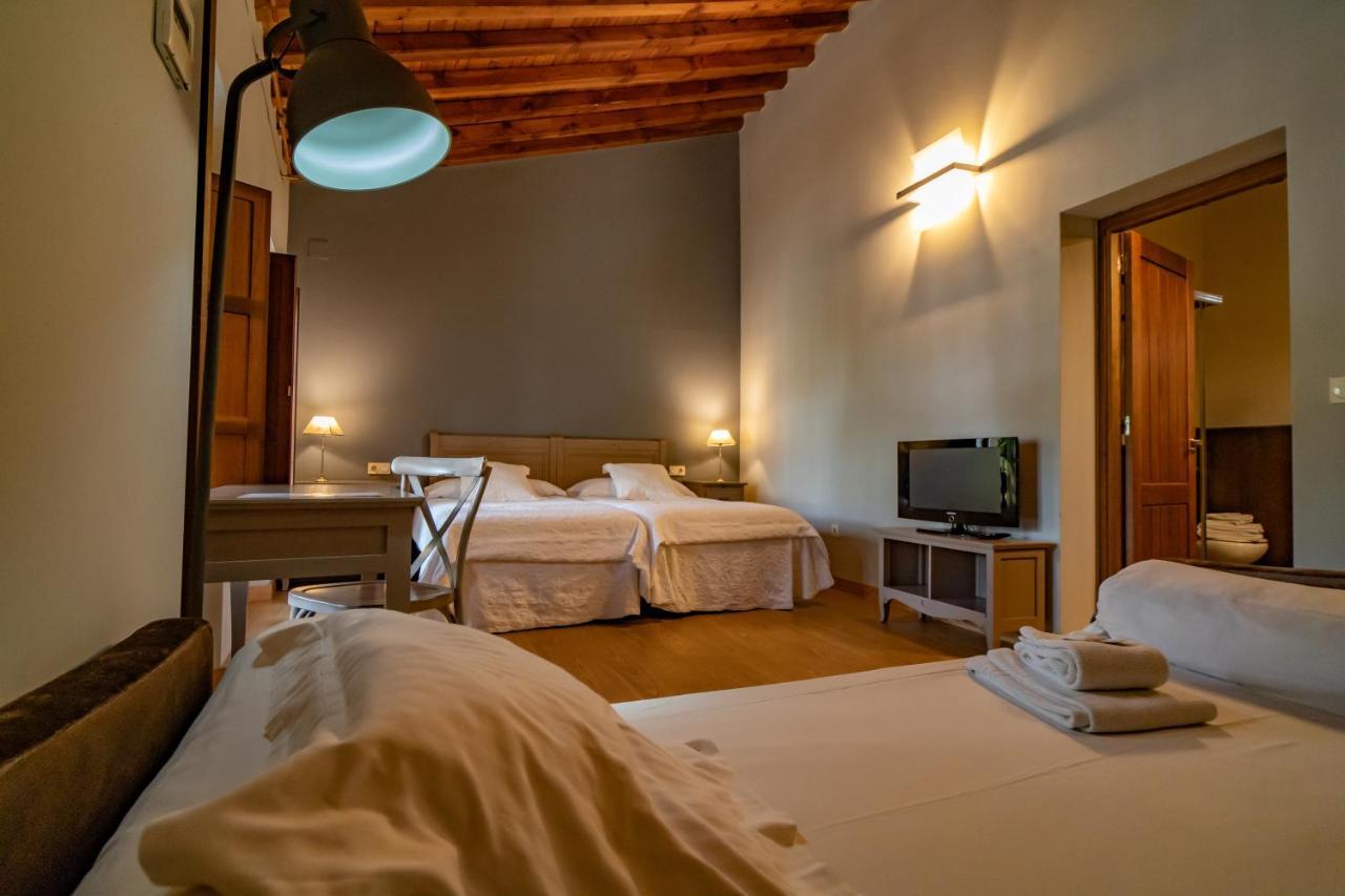 Hotel Alfonso IX (Adults Only) Caceres Exterior photo